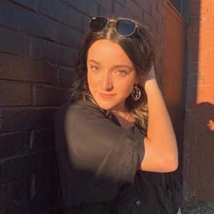 Meet your Posher, Amelia